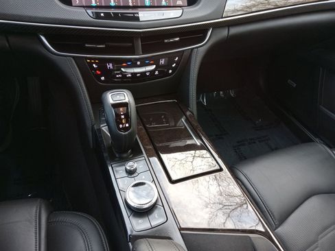 Used 2019 Cadillac CT6 Platinum image 19
