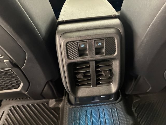 Used 2025 Ford Bronco Badlands AWD/4WD image 19