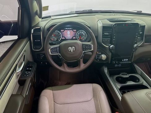 Used 2025 RAM 1500 Laramie AWD/4WD image 27