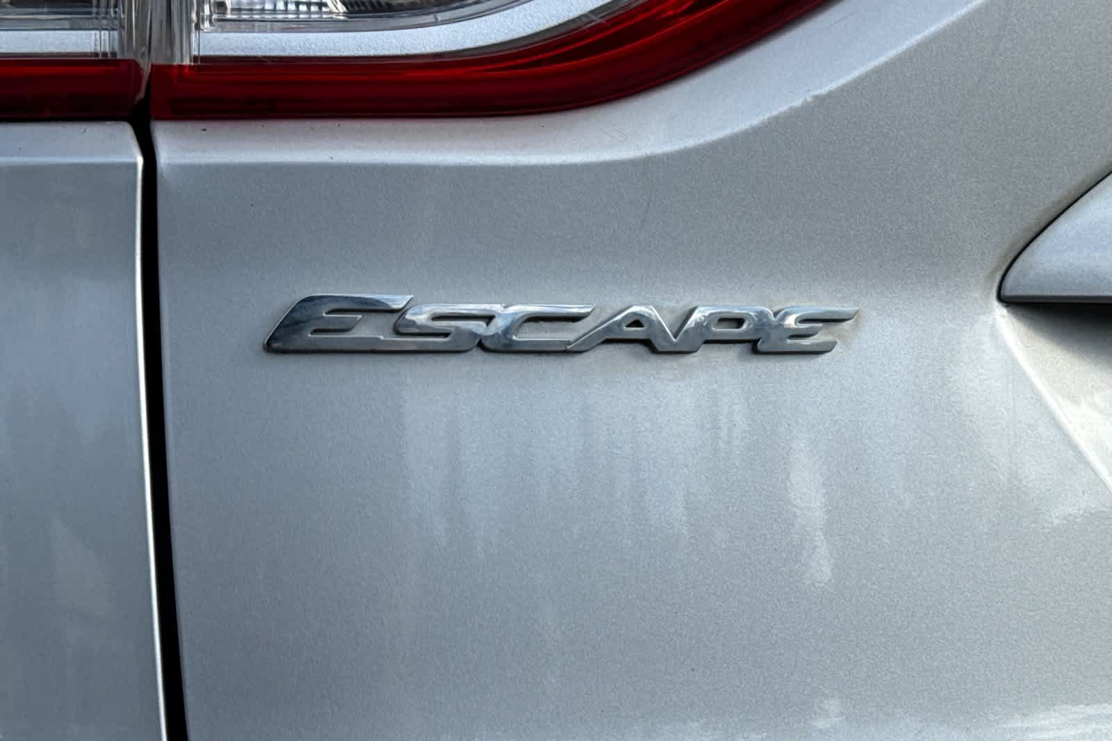 Used 2014 Ford Escape S FWD image 26