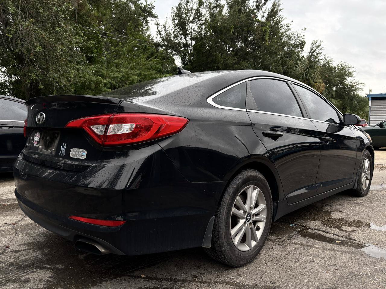 Used 2017 Hyundai Sonata SE FWD image 6