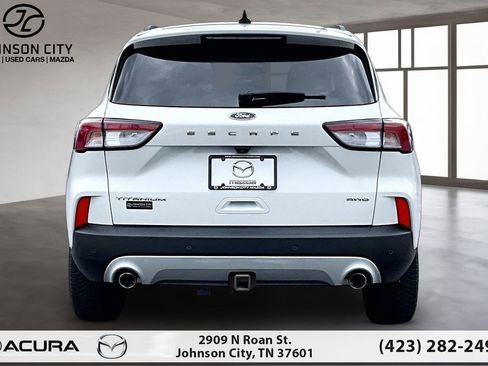 Used 2020 Ford Escape Titanium w/ Titanium Premium Package 2.0 AWD/4WD image 4
