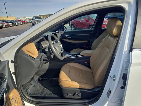 Used 2021 Hyundai Sonata Limited w/ Cargo Package image 11
