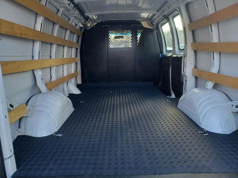 Used 2023 Chevrolet Express 2500 RWD 2500 135 w/ Driver Convenience Package image 13