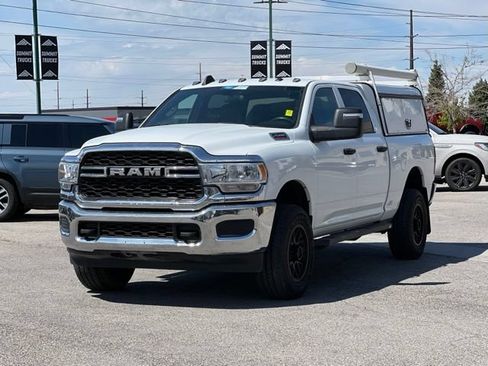 Used 2024 RAM 2500 Tradesman w/ Chrome Appearance Group AWD/4WD image 3