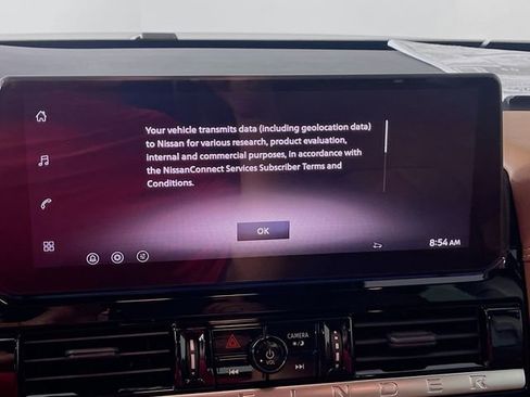 New 2026 Nissan Pathfinder Platinum FWD image 9