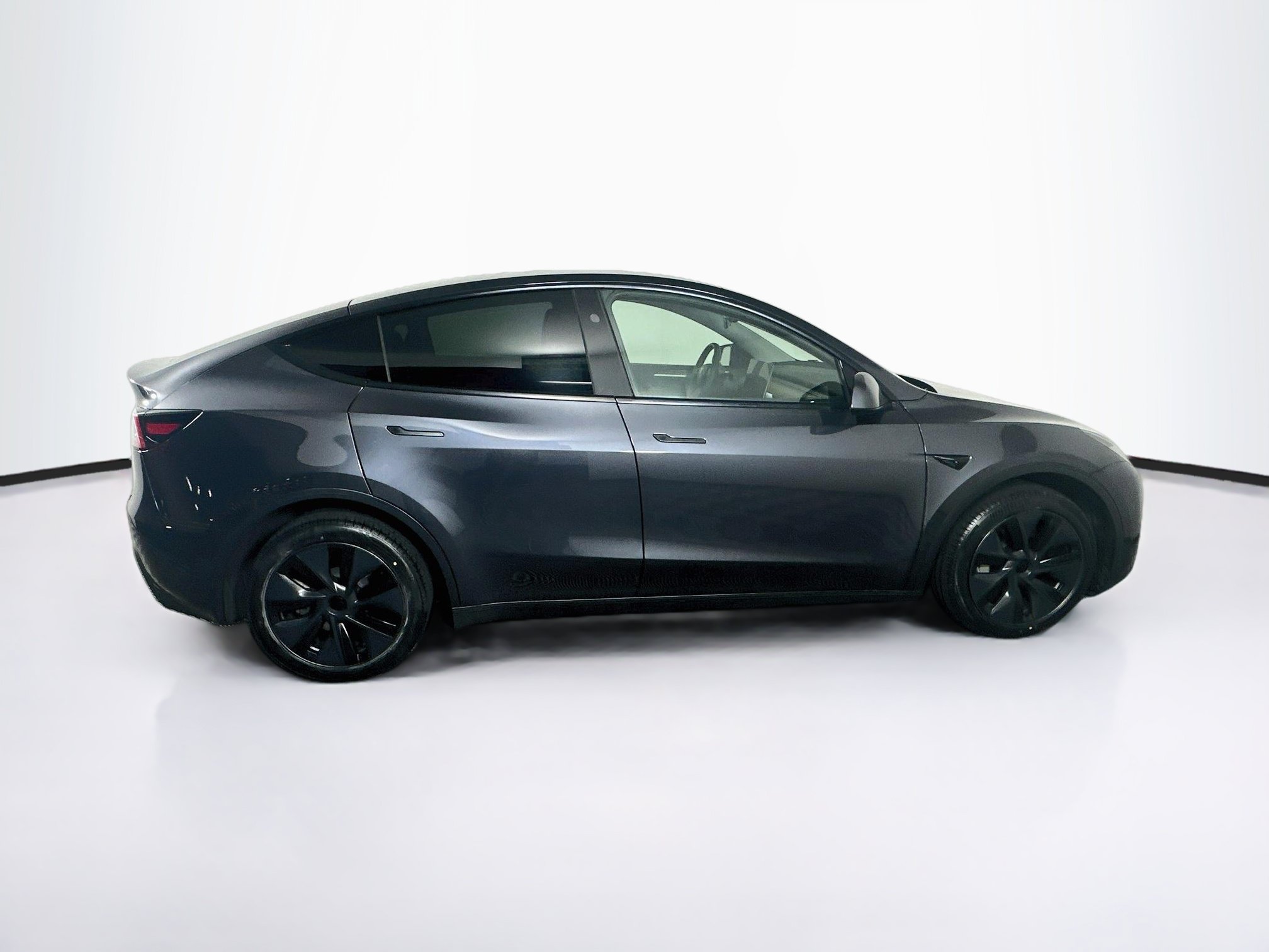 Used 2024 Tesla Model Y Long Range AWD/4WD image 10