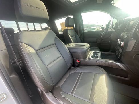Used 2022 GMC Sierra 2500 Denali w/ Denali Ultimate Package AWD/4WD image 28