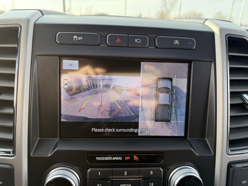 Used 2020 Ford F150 Lariat w/ Equipment Group 502A Luxury image 14