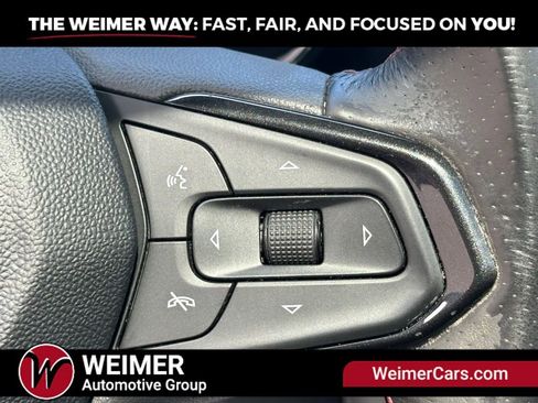 Used 2021 Chevrolet TrailBlazer RS w/ Sun and Liftgate Package AWD/4WD image 11