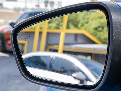 Used 2020 Ford Escape SE image 37