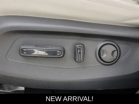 Used 2024 Honda CR-V EX-L image 14