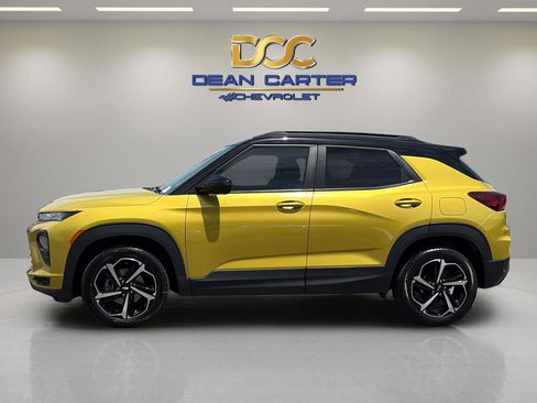 Used 2023 Chevrolet TrailBlazer RS w/ Convenience Package AWD/4WD image 2