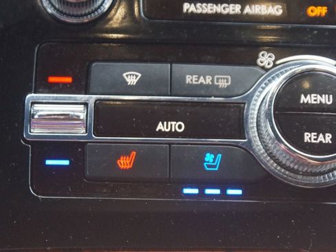 Used 2022 Lincoln Navigator Reserve AWD/4WD image 9