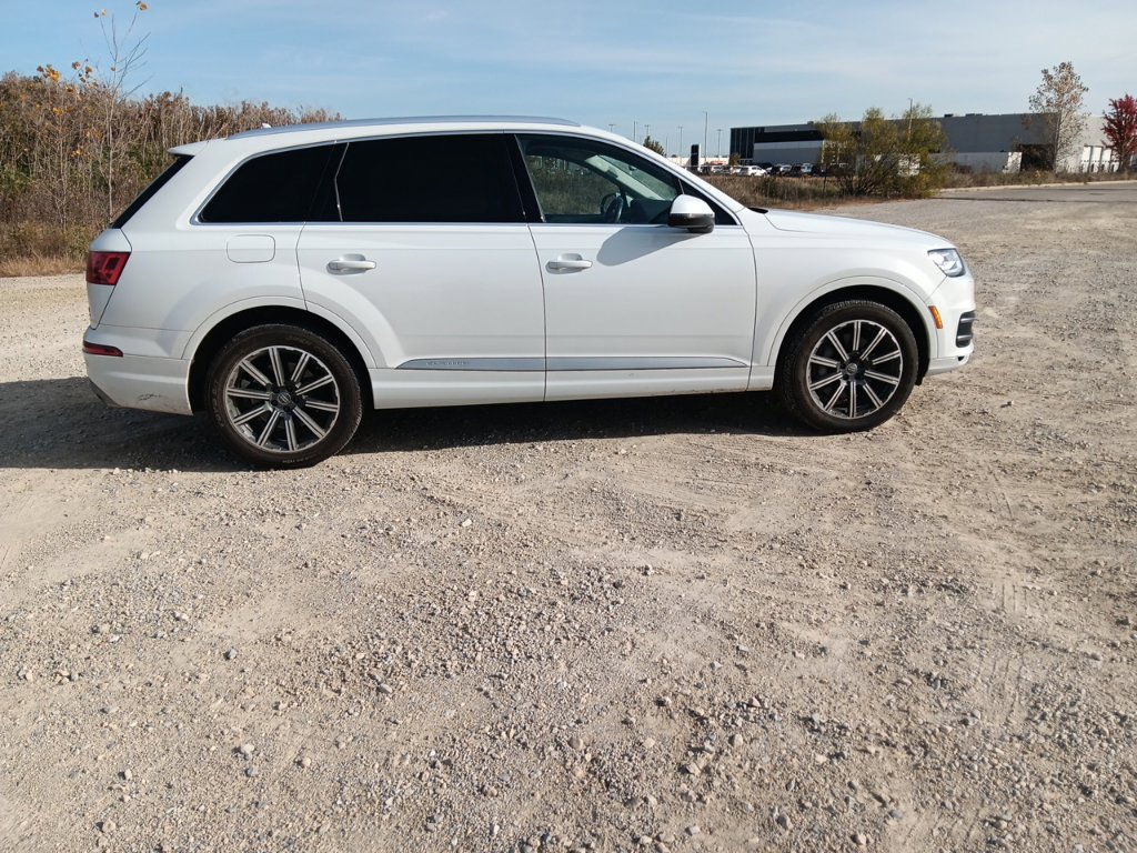 Used 2017 Audi Q7 3.0T Premium Plus w/ Premium Plus Package AWD/4WD image 15