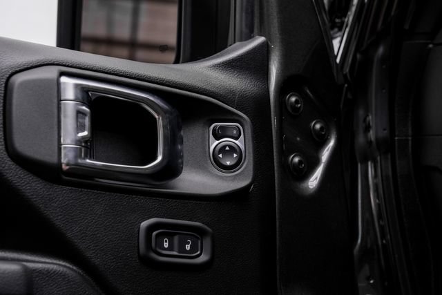 Used 2025 Jeep Gladiator Sport AWD/4WD image 82