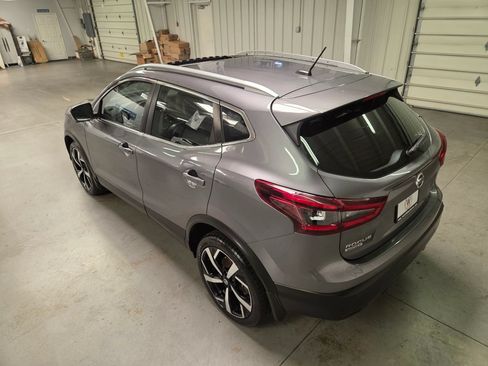 Used 2021 Nissan Rogue Sport SL w/ Premium Package AWD/4WD image 5