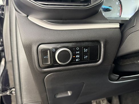 Used 2024 Ford Explorer XLT w/ Class IV Trailer Tow Package image 25