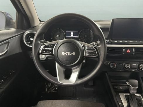 Used 2024 Kia Forte LXS w/ LXS Technology Package FWD image 10