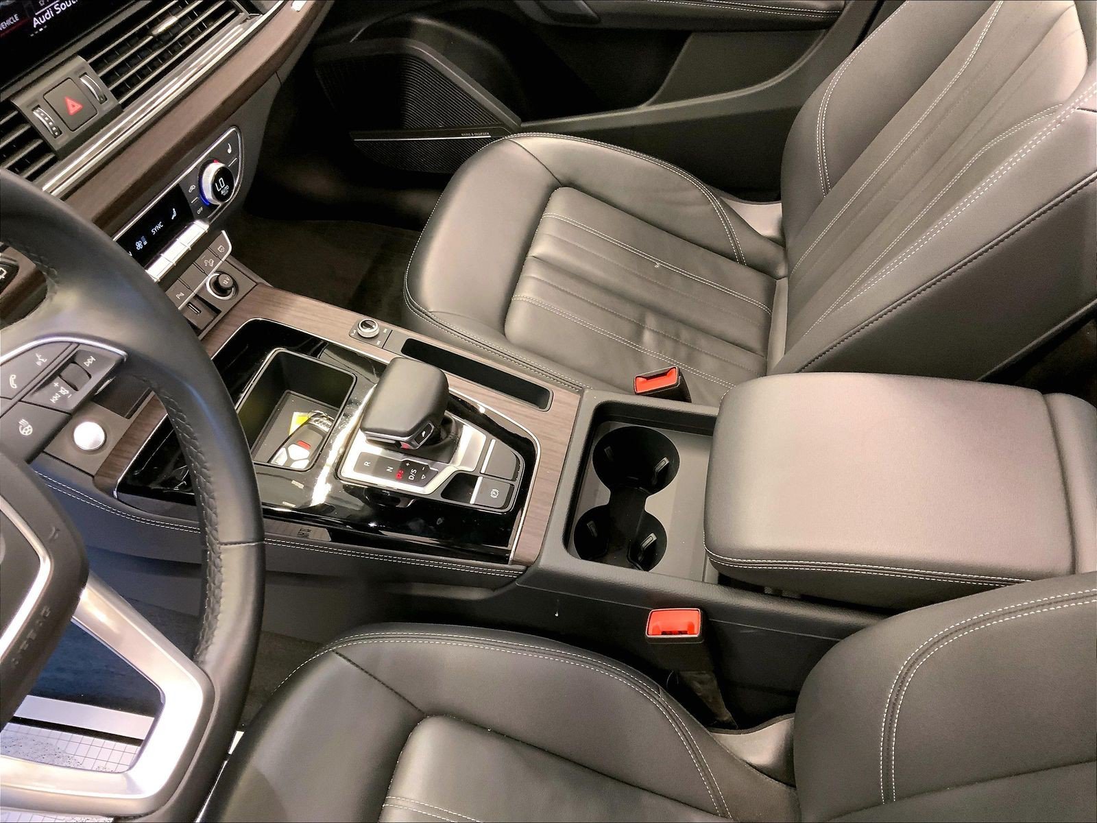 Certified 2023 Audi Q5 2.0T Premium Plus w/ Premium Plus Package AWD/4WD image 16