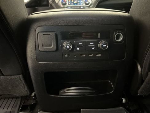Used 2017 GMC Yukon SLT w/ Open Road Package AWD/4WD image 21