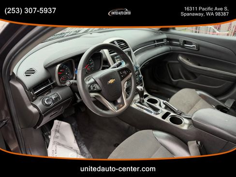 Used 2015 Chevrolet Malibu LT w/ Power Convenience Package image 8
