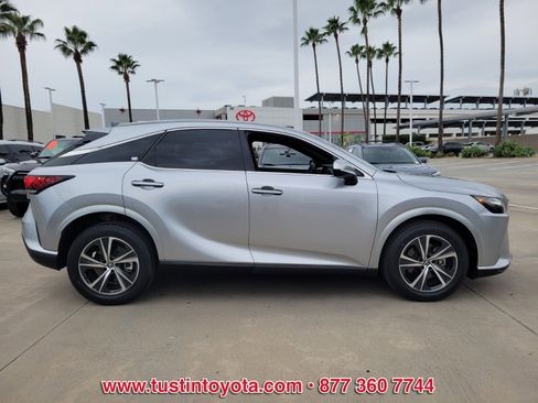 Used 2023 Lexus RX 350 AWD image 3