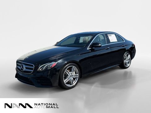 Used 2018 Mercedes-Benz E 300 image 1
