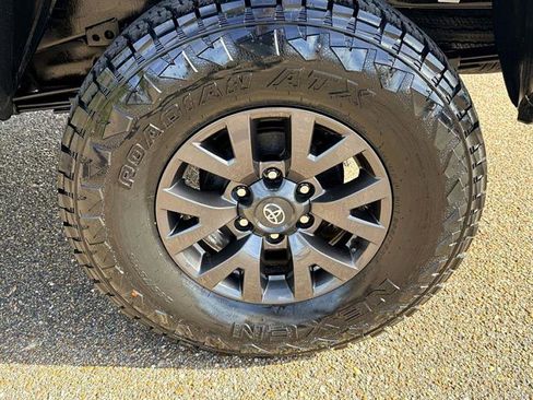 Used 2023 Toyota Tacoma SR5 image 43