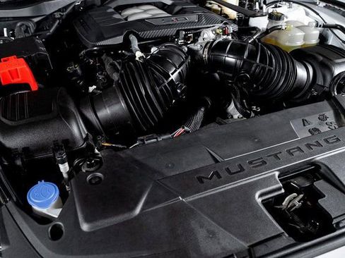 Used 2024 Ford Mustang GT Premium image 12