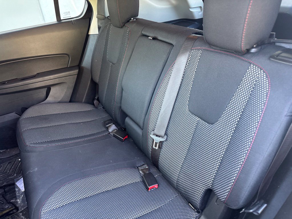 Used 2015 Chevrolet Equinox LT w/ Driver Convenience Package AWD/4WD image 14