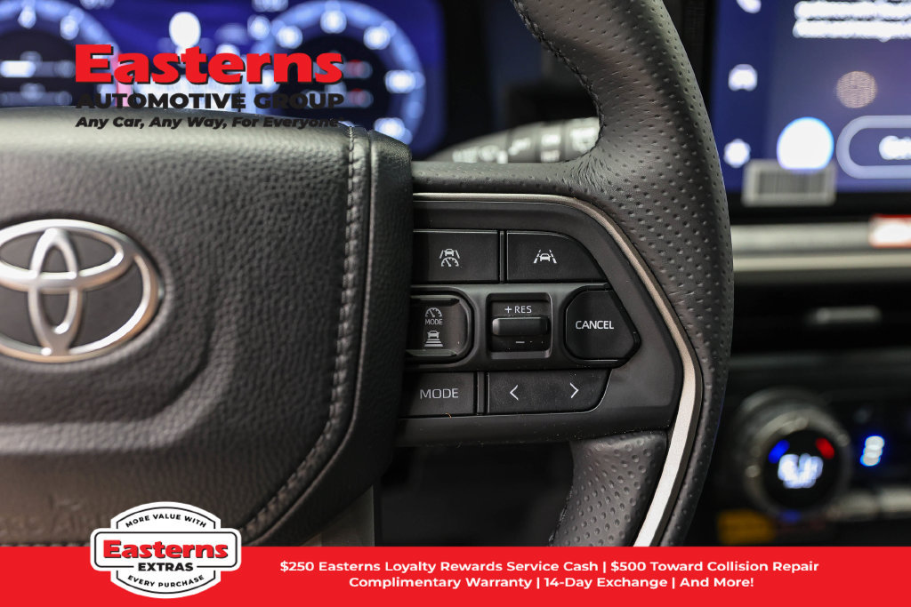 Used 2025 Toyota 4Runner Trailhunter AWD/4WD image 17