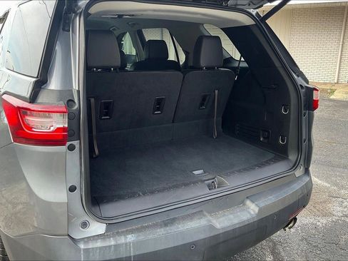 Used 2019 Chevrolet Traverse RS FWD image 4
