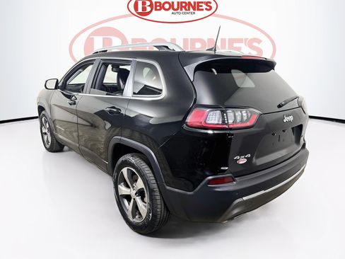 Used 2019 Jeep Cherokee Limited AWD/4WD image 7