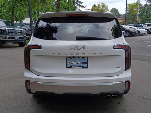 Used 2024 Kia Telluride EX AWD/4WD image 5