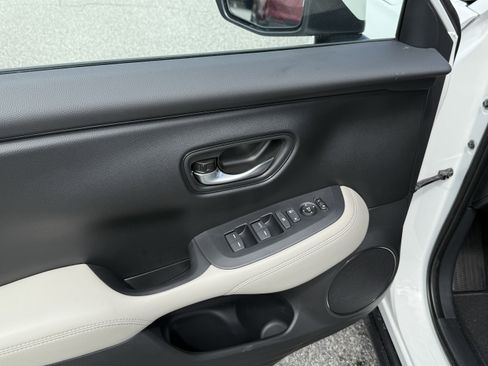 New 2026 Honda HR-V LX image 14