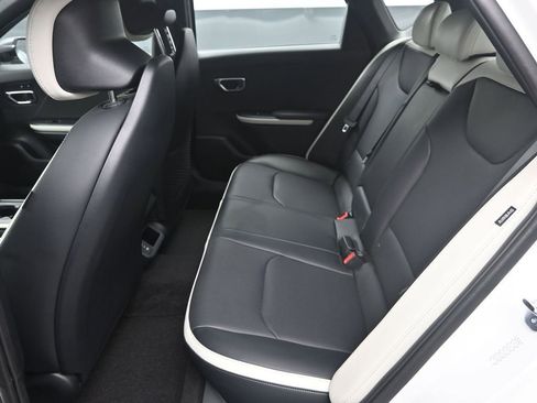 New 2026 Kia K4 GT-Line image 33