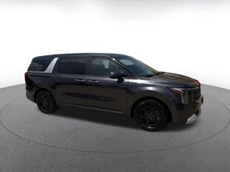 Used 2026 Kia Carnival FWD video 2