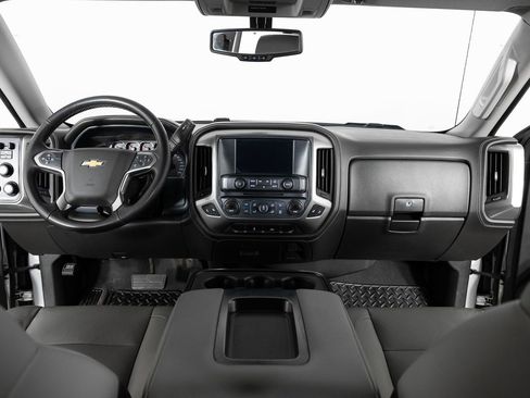 Used 2018 Chevrolet Silverado 1500 LTZ w/ Sport Package image 29