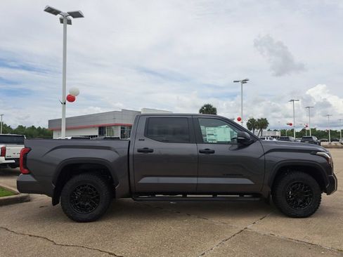 New 2026 Toyota Tundra SR5 w/ SR5 Convenience Package RWD image 4