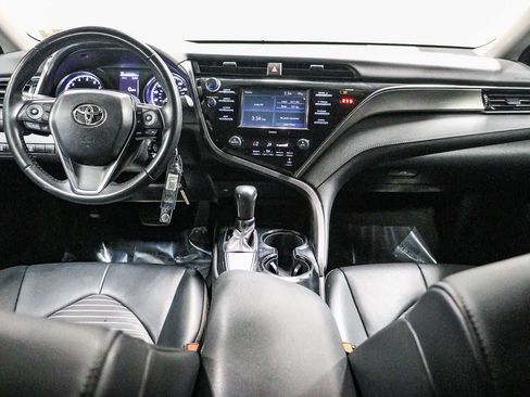 Certified 2020 Toyota Camry SE w/ Carpet Mat Package FWD image 12
