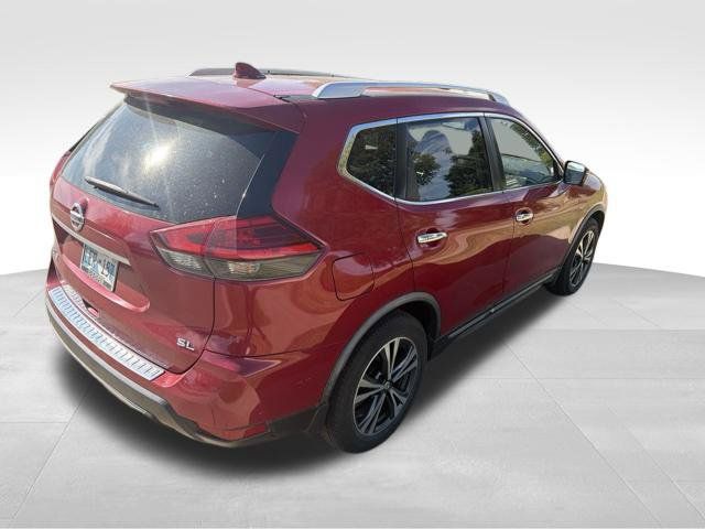 Used 2017 Nissan Rogue SL w/ SL Premium Package FWD image 3