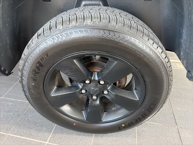 Used 2019 RAM 1500 Express w/ Wheel & Sound Group AWD/4WD image 6