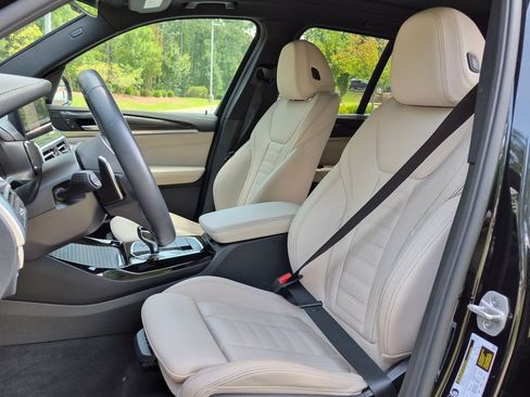 Used 2024 BMW X3 M40i AWD/4WD image 6
