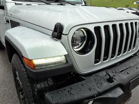 Used 2023 Jeep Wrangler Unlimited Sport AWD/4WD image 3