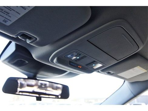 Used 2020 Ford Explorer XLT w/ Equipment Group 202A image 23