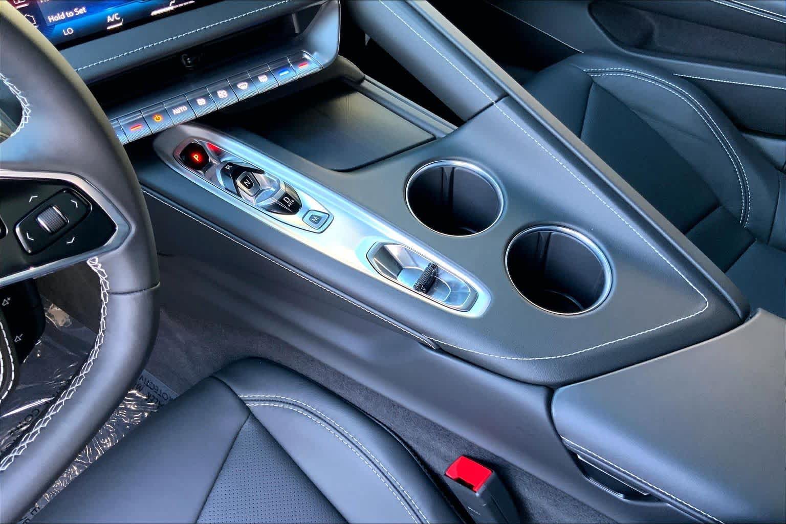 Used 2026 Chevrolet Corvette Stingray Coupe w/ 1LT RWD image 17