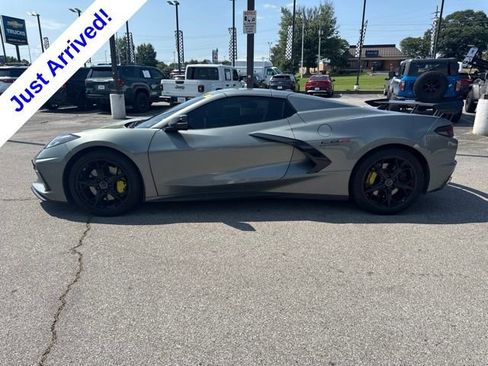 Used 2022 Chevrolet Corvette Stingray Premium Conv RWD image 6
