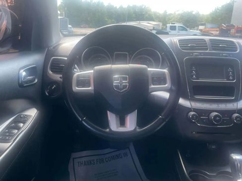 Used 2018 Dodge Journey SE w/ Popular Equipment Group image 12