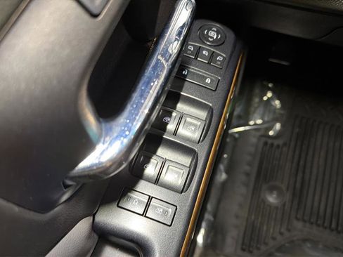 Used 2015 Chevrolet Silverado 2500 LTZ w/ Duramax Plus Package image 17